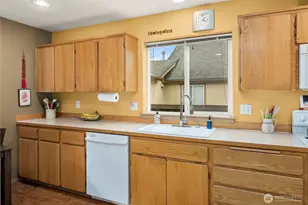 4632 Parker Rd E, Sumner, WA 98390 - Photo 13