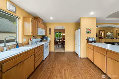 4632 Parker Road E, Sumner, WA 98390 - Photo 15