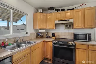 320 S Gumwood St, Moses Lake, WA 98837 - Photo 13