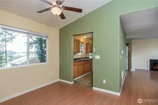 6461 NE 181st St, Kenmore, WA 98028 - Photo 13