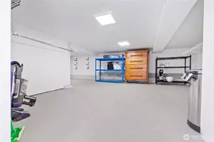 731 N 80th St, Seattle, WA 98103 - Photo 29