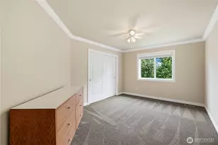 925 23rd St SW, Puyallup, WA 98371 - Photo 27