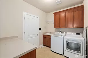 925 23rd St SW, Puyallup, WA 98371 - Photo 15