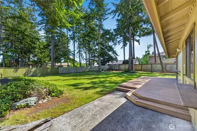 710 NW Heller Street, Oak Harbor, WA 98277 - Photo 33
