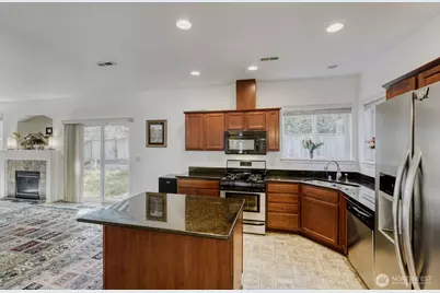 1328 E 51st St, Tacoma, WA 98404 - Photo 9