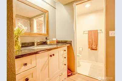 8609 Zircon Drive SW #E2, Lakewood, WA 98498 - Photo 11