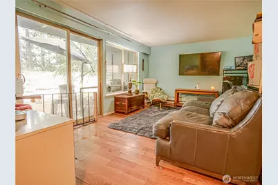 8609 Zircon Drive SW #E2, Lakewood, WA 98498 - Photo 5