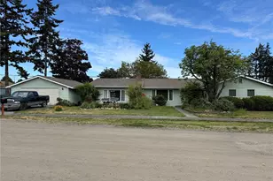 402 W Maple St, Sequim, WA 98382 - Photo 7