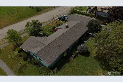 402 W Maple Street, Sequim, WA 98382 - Photo 3