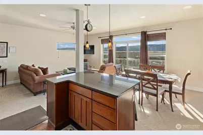 9205 Red Cliff Drive NW #B50, Quincy, WA 98828 - Photo 7