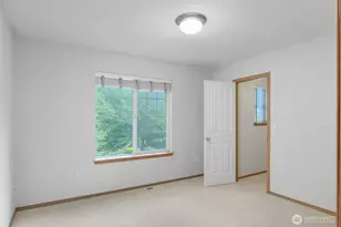 27824 242nd Pl SE, Maple Valley, WA 98038 - Photo 17