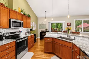 9039 176th Ave SW, Rochester, WA 98579 - Photo 11