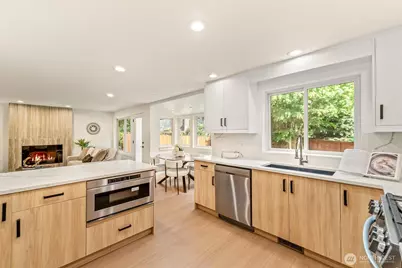 18501 28th Avenue SE, Bothell, WA 98012 - Photo 15