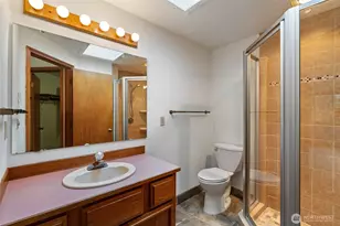 4701 Osprey Dr NE, Tacoma, WA 98422 - Photo 13