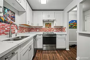 13616 NE 7th St, Bellevue, WA 98005 - Photo 5