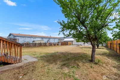 811 Cascade Street, Wenatchee, WA 98801 - Photo 21