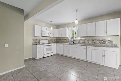 811 Cascade Street, Wenatchee, WA 98801 - Photo 7