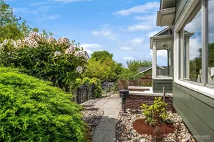 1716 N 43rd St, Seattle, WA 98103 - Photo 37