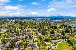 1716 N 43rd St, Seattle, WA 98103 - Photo 35