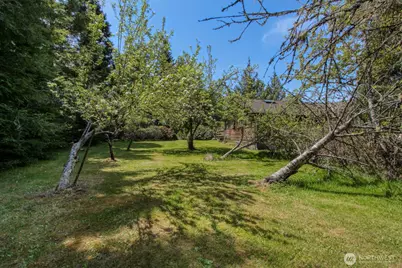12426 NE Philip Drive S, Kingston, WA 98346 - Photo 11