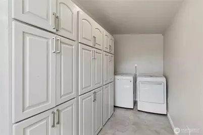 204 Conger Road, Castle Rock, WA 98611 - Photo 11