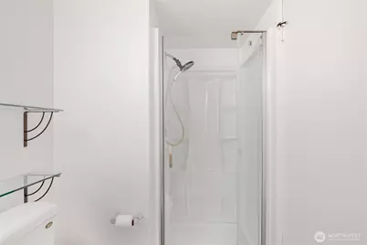 9416 1st Avenue NE #111, Seattle, WA 98115 - Photo 25