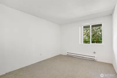 9416 1st Avenue NE #111, Seattle, WA 98115 - Photo 21