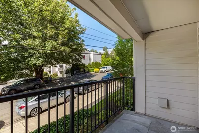 9416 1st Avenue NE #111, Seattle, WA 98115 - Photo 29