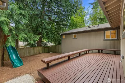 1555 Wildwood Boulevard SW, Issaquah, WA 98027 - Photo 33