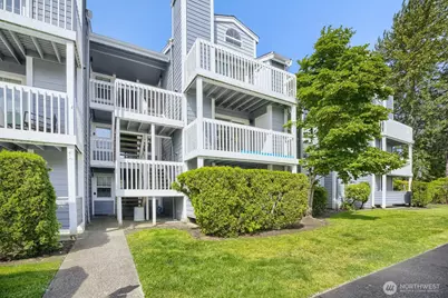 22831 S 30 Avenue S #203, Des Moines, WA 98198 - Photo 1