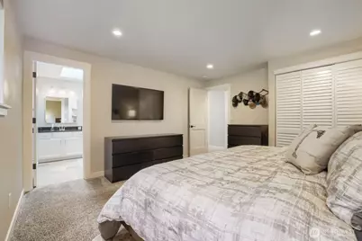 13632 Beverly Park Road, Lynnwood, WA 98087 - Photo 17