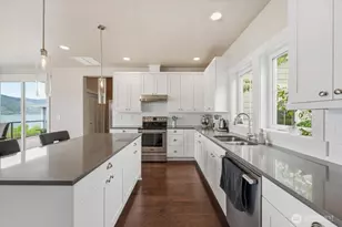 112 Mayer Dr, Chelan, WA 98816 - Photo 11