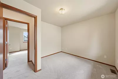 1721 Langdon Street, Sumner, WA 98390 - Photo 25