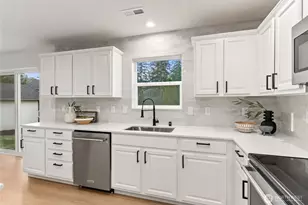 17811 E 114th Street Ct, Bonney Lake, WA 98391 - Photo 15