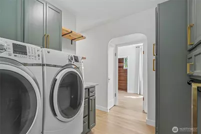 10106 16th Avenue S, Seattle, WA 98168 - Photo 11