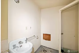 130 Viewcrest Ave, Port Angeles, WA 98362 - Photo 17
