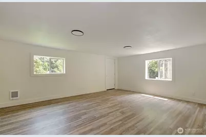 6405 Westside Highway, Castle Rock, WA 98611 - Photo 17