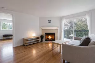 12511 SE 41st Pl, Bellevue, WA 98006 - Photo 3