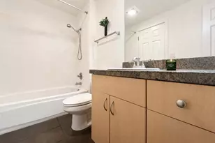 12511 SE 41st Pl, Bellevue, WA 98006 - Photo 7