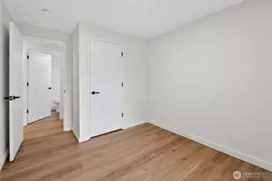 320 213th Pl SW, Bothell, WA 98021 - Photo 23