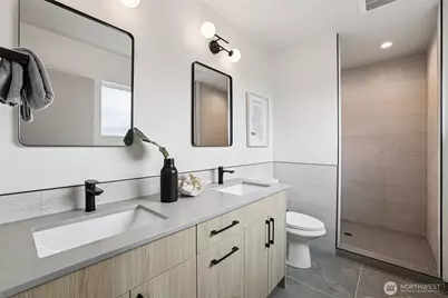 2626 58th Avenue SW #A, Seattle, WA 98116 - Photo 17