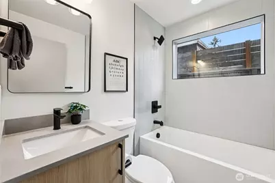 2626 58th Avenue SW #A, Seattle, WA 98116 - Photo 23