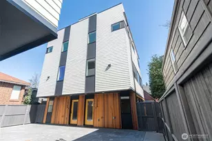 2626 58th Ave SW, Seattle, WA 98116 - Photo 3