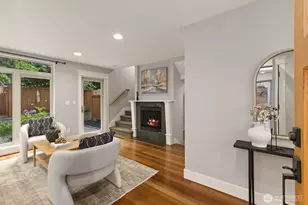 3122 Franklin Ave E, Seattle, WA 98102 - Photo 3