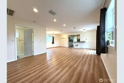 10517 Addison Street SW, Lakewood, WA 98499 - Photo 3