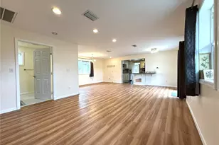 10517 Addison St SW, Lakewood, WA 98499 - Photo 3