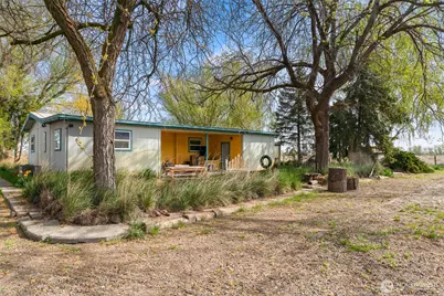 3500 Island Road #North, White Swan, WA 98952 - Photo 3
