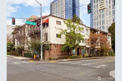 1106 NE 42nd #19, Seattle, WA 98105 - Photo 35