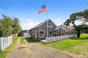 26006 Park Ave, Ocean Park, WA 98640 - Photo 1