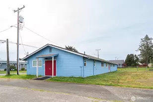 409 N 2nd St, Westport, WA 98595 - Photo 1